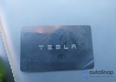 2022 Tesla Model Y Performance Dual Motor All-Wheel Drive from USA, damaged, VIN 7SAYGDEF3NF561002